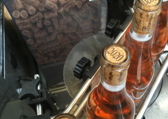 Mise en bouteilles Beaujolais Villages Rosé 2020 Domaine Nicolas Boudeau